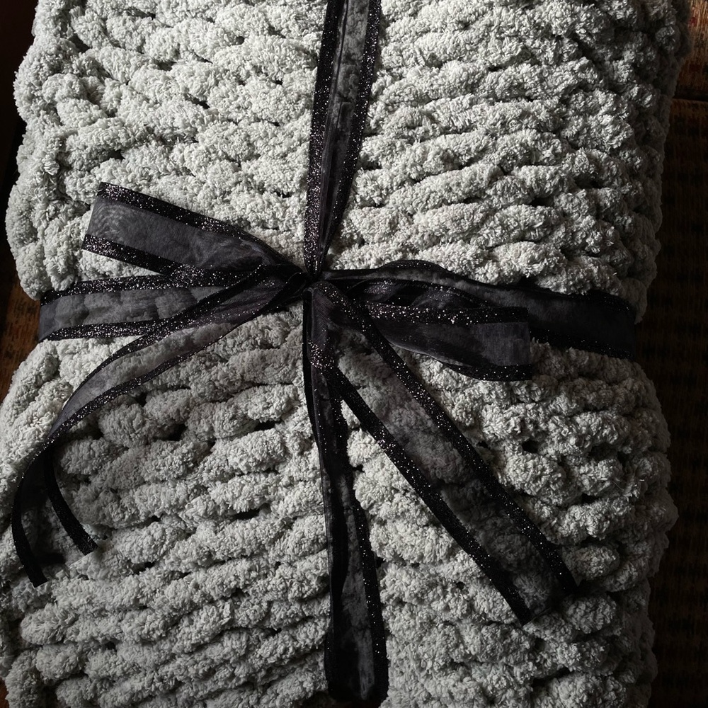 Sage Green Chunky knit Blanket!